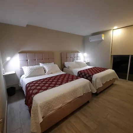 Luxury Dominique Cartagena